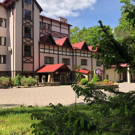 Sherwood Hotel Dolgomostiska 外观 照片
