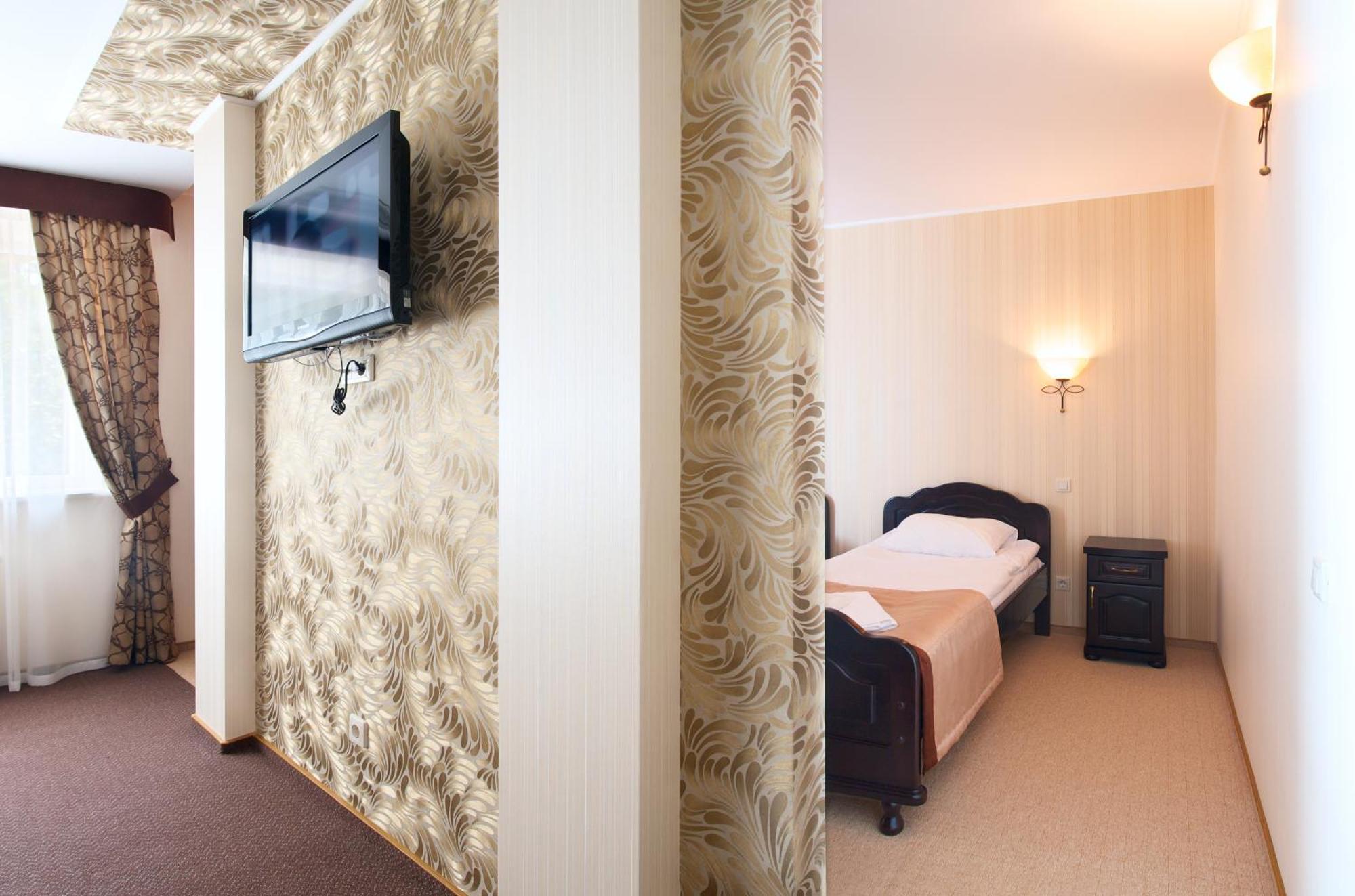 Sherwood Hotel Dolgomostiska 客房 照片