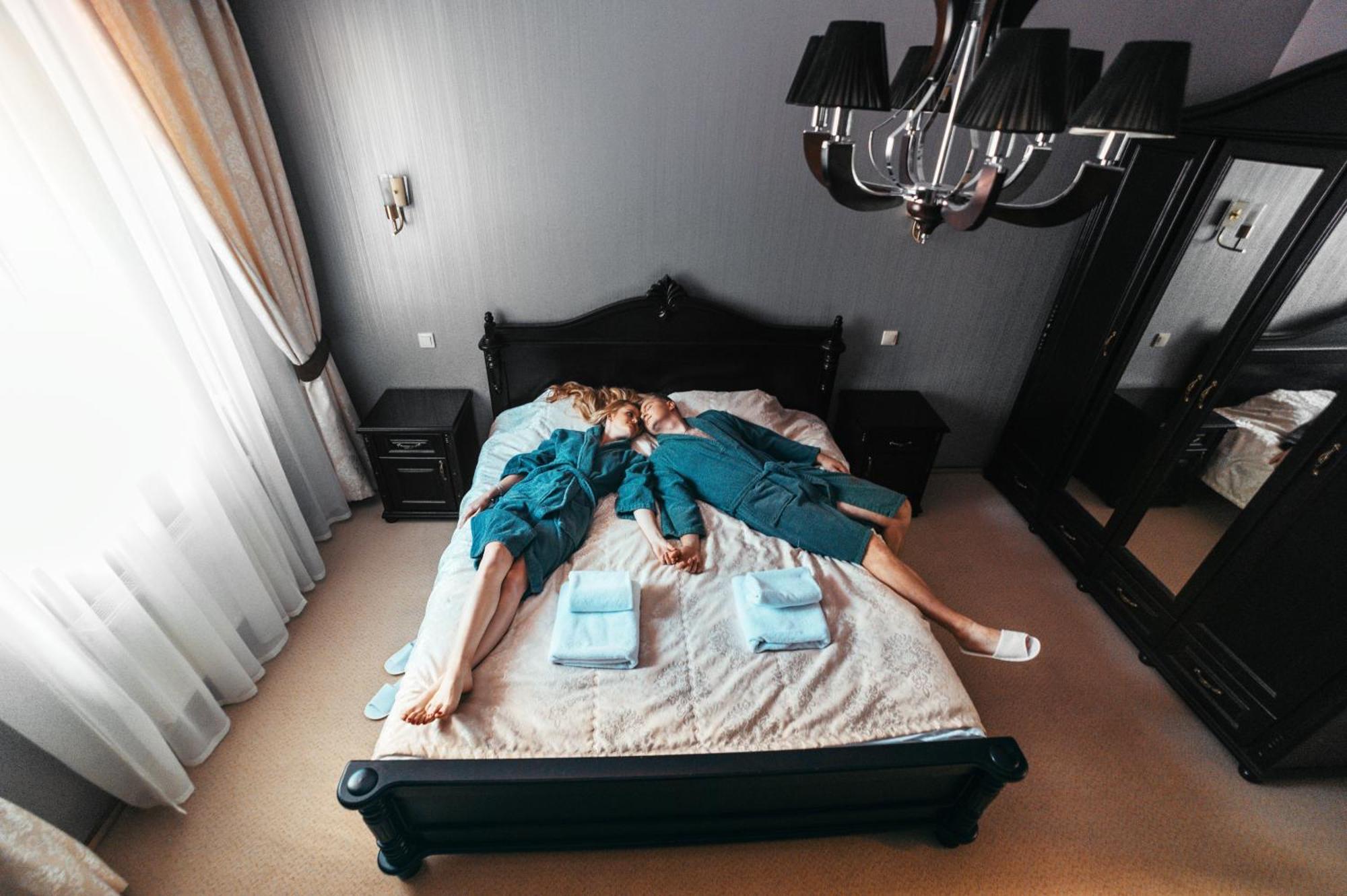 Sherwood Hotel Dolgomostiska 外观 照片